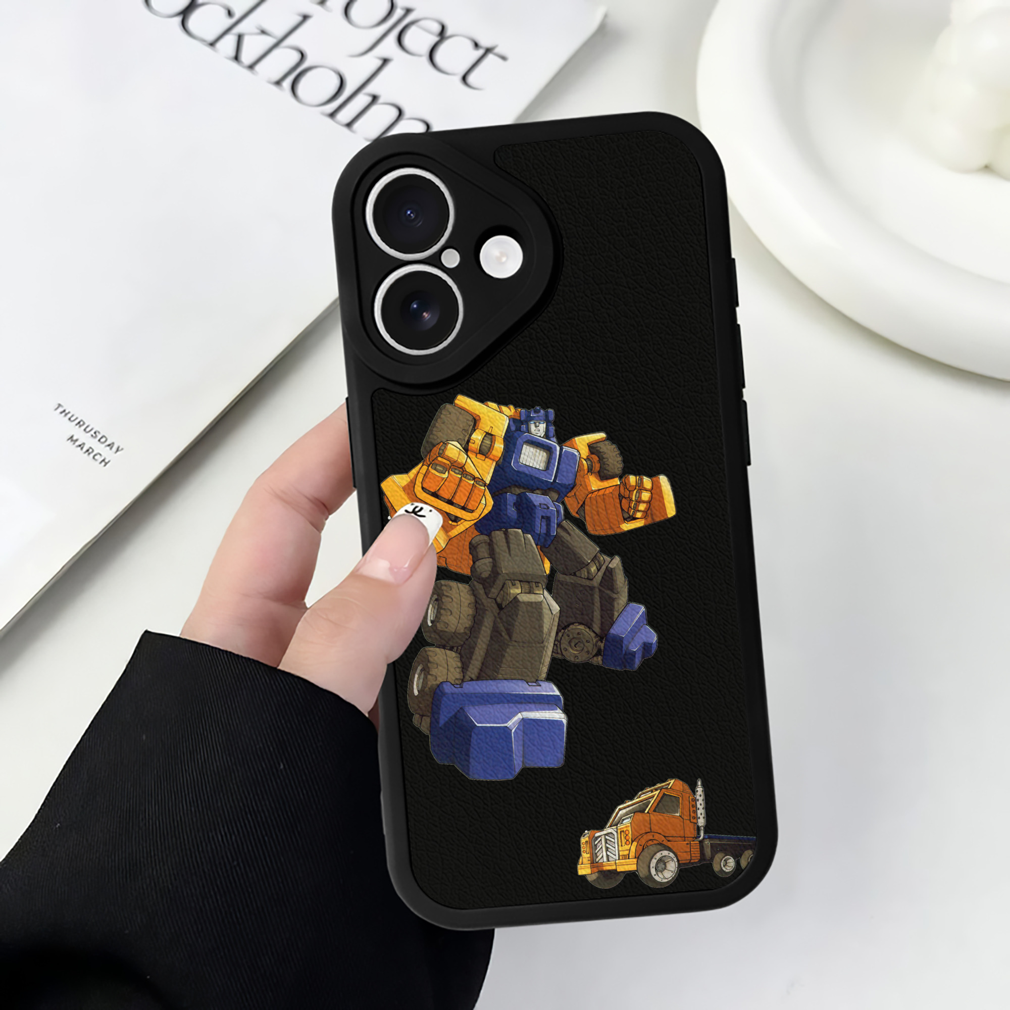 （画像用）  【iPhone 16シリーズ対応】シリコンスマホケース（レザー調） 材質：シリコン